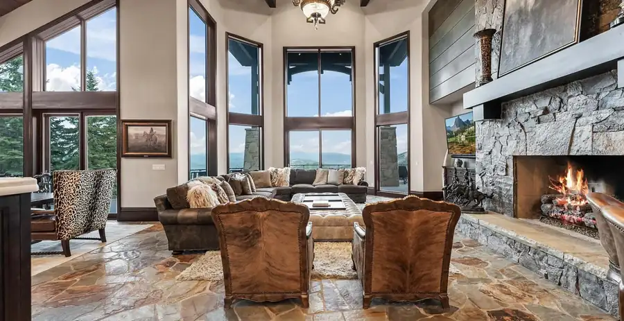 Sky Ridge Retreat