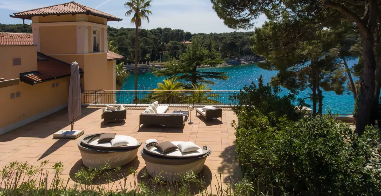 Villa Mirasol